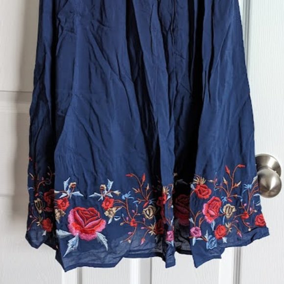 AU14 - NWT Colour looks much more like my picture than the stock photo Check my - Picture 2 of 3